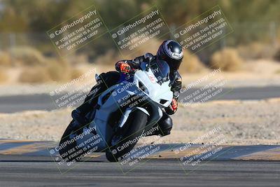 media/Jan-14-2024-SoCal Trackdays (Sun) [[2e55ec21a6]]/Turn 2 (1025am)/